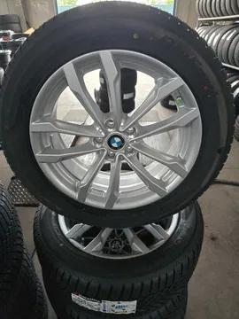 jante-bmw-x3-x4-g01-g02-anvelope-iarna-yokohama-bluearth-245-50-r19